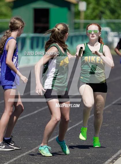 Thumbnail 1 in Border Brawl Relays photogallery.