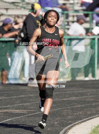Thumbnail 1 in Border Brawl Relays photogallery.
