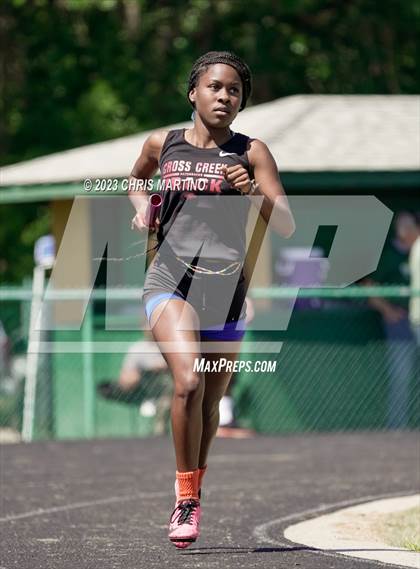 Thumbnail 2 in Border Brawl Relays photogallery.