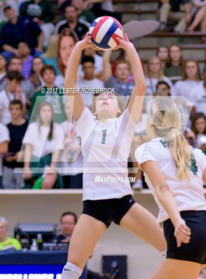 Thumbnail 3 in Clark vs. Reagan photogallery.