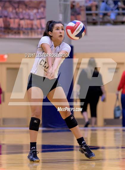 Thumbnail 3 in Clark vs. Reagan photogallery.