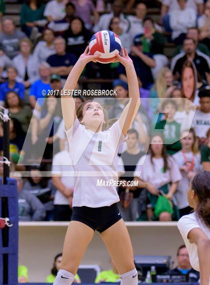 Thumbnail 1 in Clark vs. Reagan photogallery.