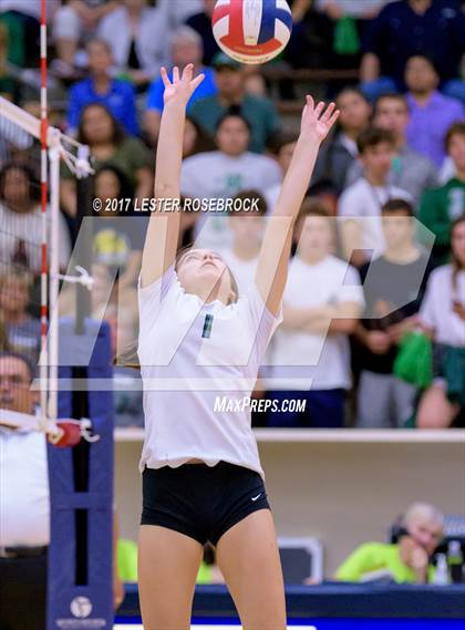 Thumbnail 2 in Clark vs. Reagan photogallery.