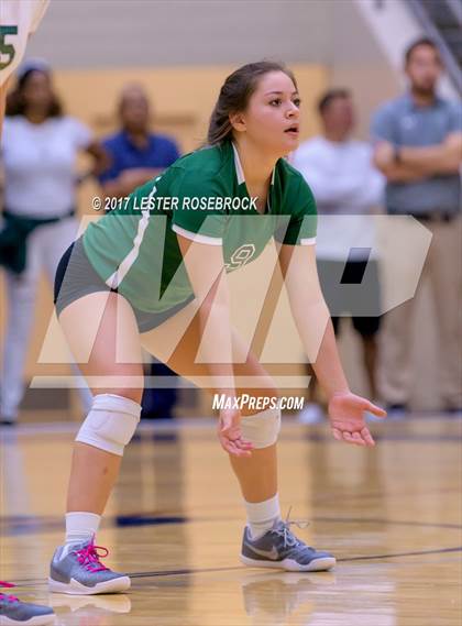 Thumbnail 3 in Clark vs. Reagan photogallery.