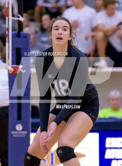 Thumbnail 1 in Clark vs. Reagan photogallery.