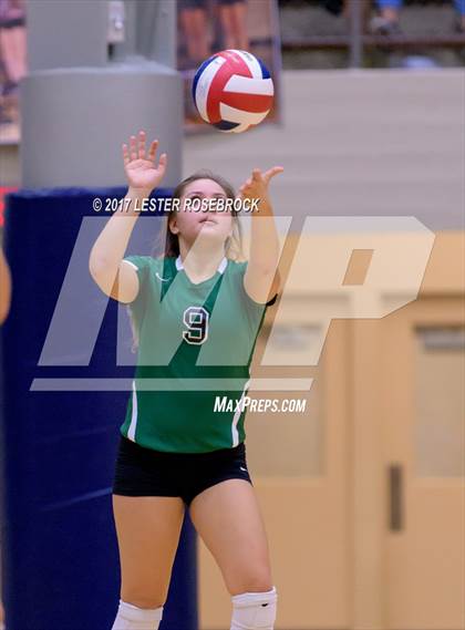 Thumbnail 3 in Clark vs. Reagan photogallery.
