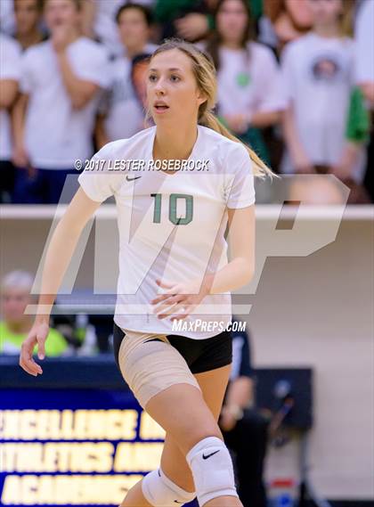Thumbnail 3 in Clark vs. Reagan photogallery.