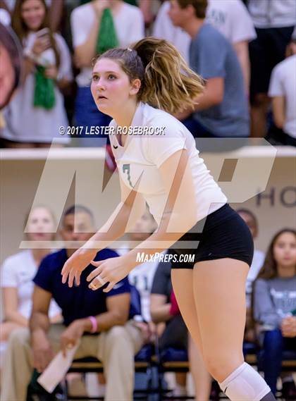 Thumbnail 2 in Clark vs. Reagan photogallery.