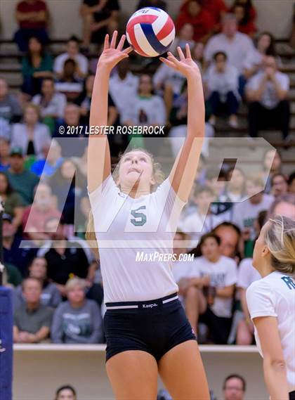 Thumbnail 3 in Clark vs. Reagan photogallery.