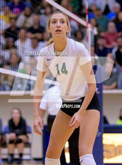 Thumbnail 3 in Clark vs. Reagan photogallery.