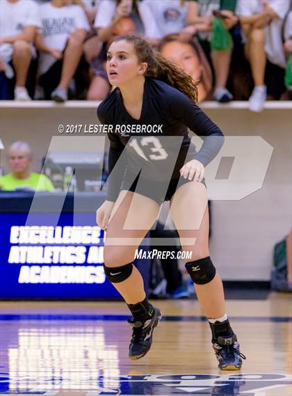 Thumbnail 3 in Clark vs. Reagan photogallery.