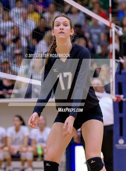 Thumbnail 1 in Clark vs. Reagan photogallery.
