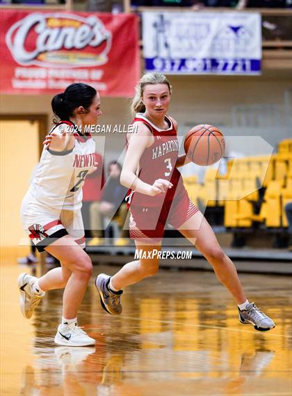 Thumbnail 1 in Wapakoneta vs. Newton Local photogallery.