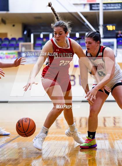 Thumbnail 1 in Wapakoneta vs. Newton Local photogallery.