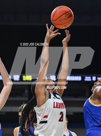 Thumbnail 2 in Brownsboro vs Hardin-Jefferson (UIL 4A State Final) photogallery.