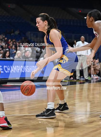 Thumbnail 2 in Brownsboro vs Hardin-Jefferson (UIL 4A State Final) photogallery.