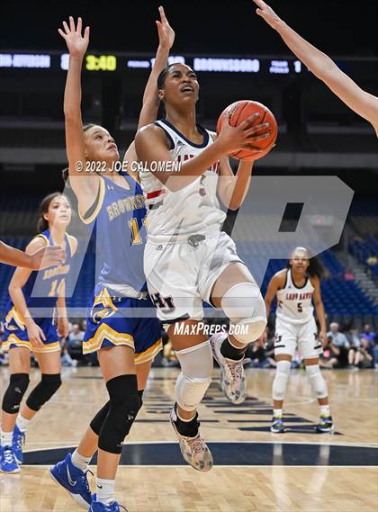 Thumbnail 3 in Brownsboro vs Hardin-Jefferson (UIL 4A State Final) photogallery.