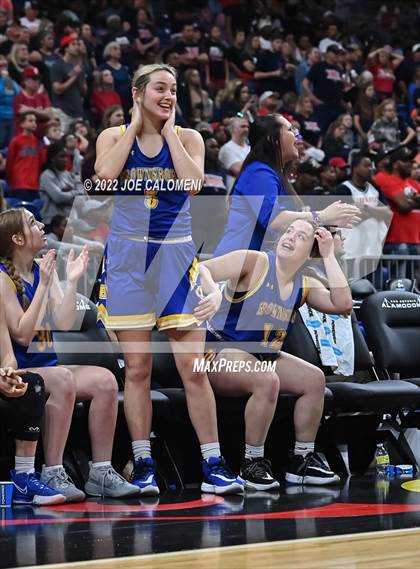 Thumbnail 3 in Brownsboro vs Hardin-Jefferson (UIL 4A State Final) photogallery.