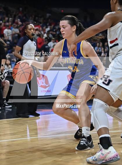 Thumbnail 1 in Brownsboro vs Hardin-Jefferson (UIL 4A State Final) photogallery.