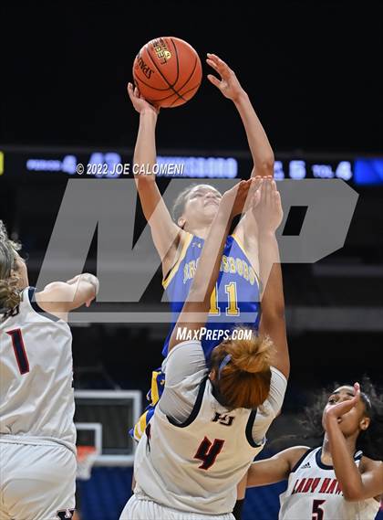 Thumbnail 3 in Brownsboro vs Hardin-Jefferson (UIL 4A State Final) photogallery.