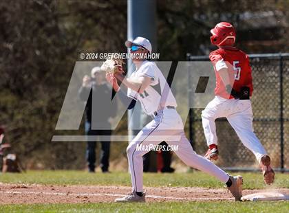 Thumbnail 2 in Branford @ Wilton photogallery.