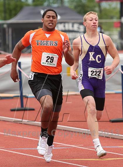 Thumbnail 1 in PIAA Class 2A/3A Championships (Day 1) photogallery.