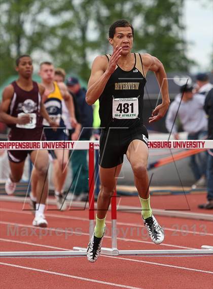 Thumbnail 1 in PIAA Class 2A/3A Championships (Day 1) photogallery.