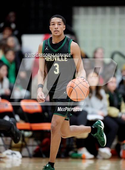 Thumbnail 2 in Birdville vs Fossil Ridge (UIL 5A Bi-District Playoffs) Division 1 photogallery.