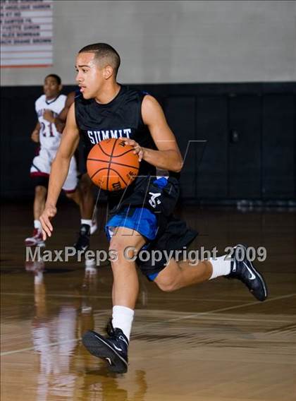 Thumbnail 3 in Summit @ Pearland (McDonalds Texas Invitational) photogallery.