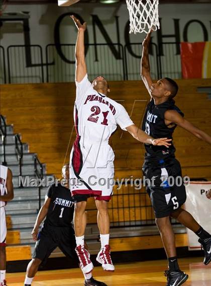 Thumbnail 1 in Summit @ Pearland (McDonalds Texas Invitational) photogallery.