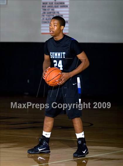 Thumbnail 2 in Summit @ Pearland (McDonalds Texas Invitational) photogallery.