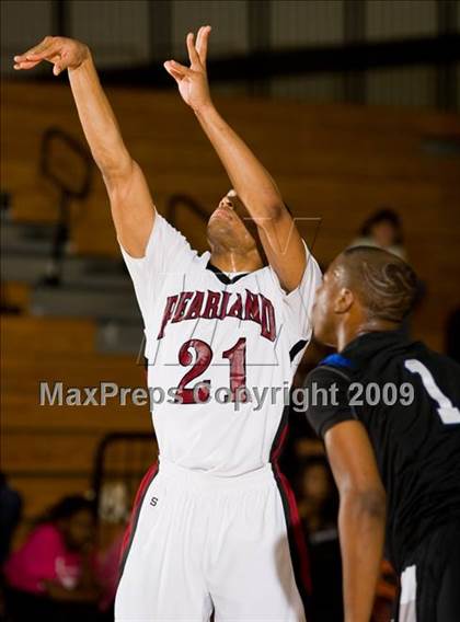 Thumbnail 1 in Summit @ Pearland (McDonalds Texas Invitational) photogallery.