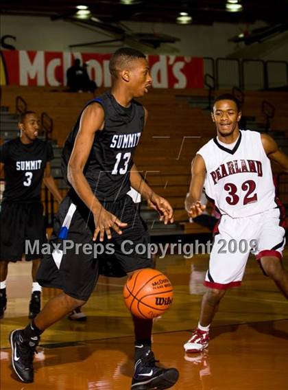 Thumbnail 3 in Summit @ Pearland (McDonalds Texas Invitational) photogallery.