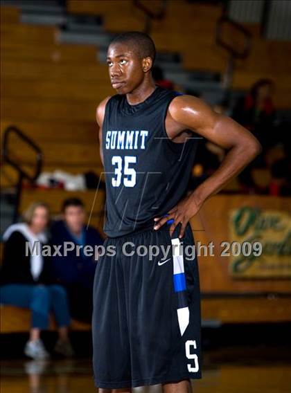 Thumbnail 3 in Summit @ Pearland (McDonalds Texas Invitational) photogallery.