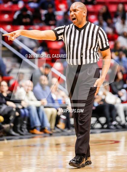 Thumbnail 2 in Foothills Christian vs. Mission Bay (CIF SDS Open Playoff) photogallery.