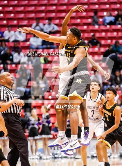 Thumbnail 2 in Foothills Christian vs. Mission Bay (CIF SDS Open Playoff) photogallery.