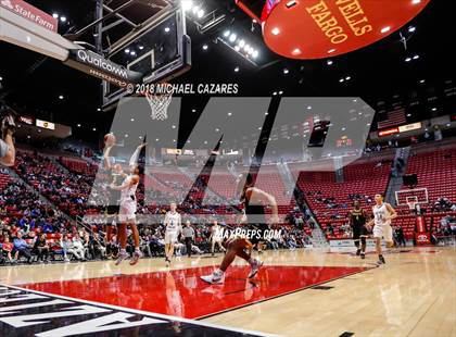 Thumbnail 2 in Foothills Christian vs. Mission Bay (CIF SDS Open Playoff) photogallery.