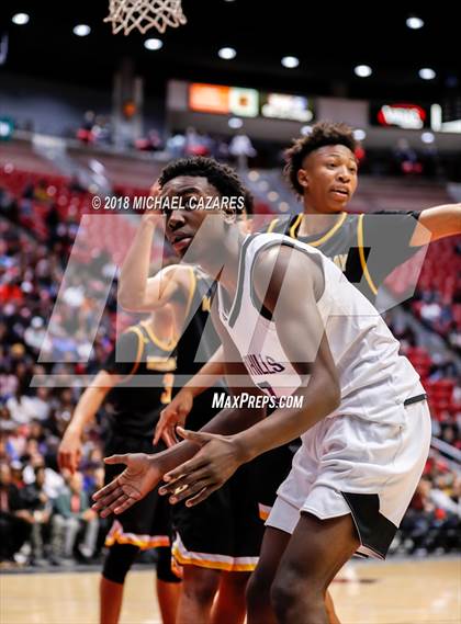 Thumbnail 3 in Foothills Christian vs. Mission Bay (CIF SDS Open Playoff) photogallery.