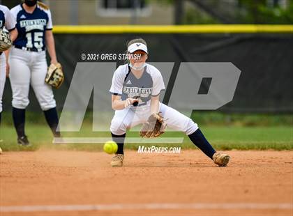 Thumbnail 2 in Hickory Ridge @ Porter Ridge photogallery.