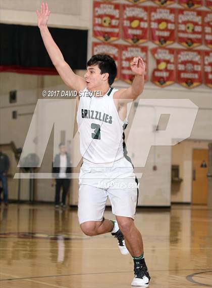 Thumbnail 2 in Vanden vs. Granite Bay (Fr. Kelly Tribute) photogallery.