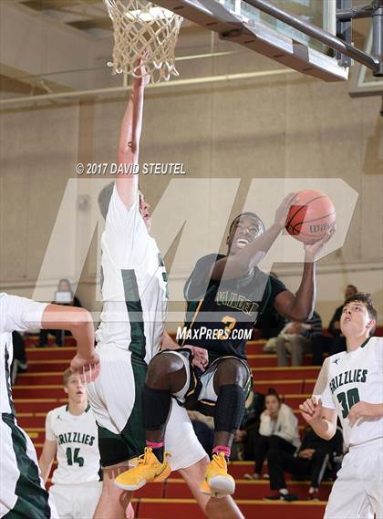Thumbnail 3 in Vanden vs. Granite Bay (Fr. Kelly Tribute) photogallery.