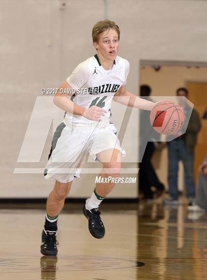 Thumbnail 2 in Vanden vs. Granite Bay (Fr. Kelly Tribute) photogallery.