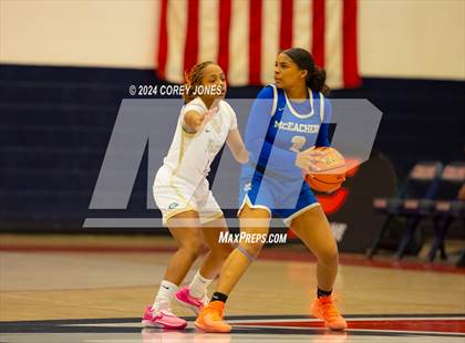 Thumbnail 1 in McEachern vs Grayson (Nike Elite HS Showcase GA) photogallery.