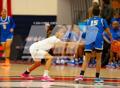 Thumbnail 1 in McEachern vs Grayson (Nike Elite HS Showcase GA) photogallery.