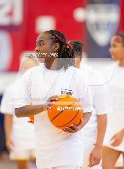 Thumbnail 1 in McEachern vs Grayson (Nike Elite HS Showcase GA) photogallery.