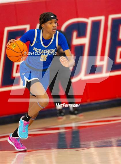 Thumbnail 3 in McEachern vs Grayson (Nike Elite HS Showcase GA) photogallery.
