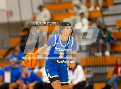 Thumbnail 1 in McEachern vs Grayson (Nike Elite HS Showcase GA) photogallery.
