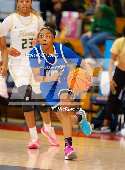 Thumbnail 1 in McEachern vs Grayson (Nike Elite HS Showcase GA) photogallery.