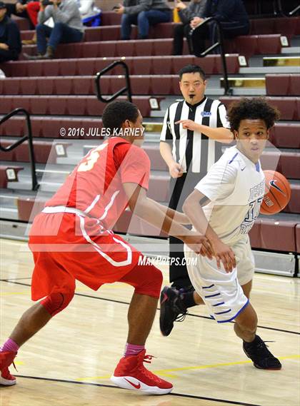 Thumbnail 2 in Cathedral Catholic vs. Desert Pines (Tarkanian Classic) photogallery.