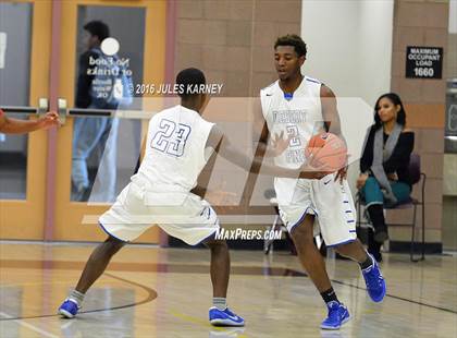 Thumbnail 2 in Cathedral Catholic vs. Desert Pines (Tarkanian Classic) photogallery.